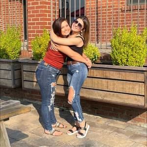 Meet your Posher, Libby